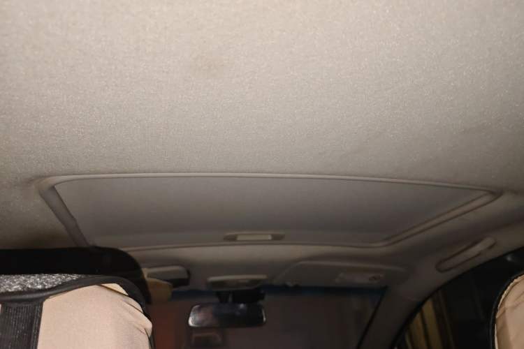 Used Chevrolet Sail 2013 Sedan 1.4L Manual - Youyi Happiness Edition Headliner