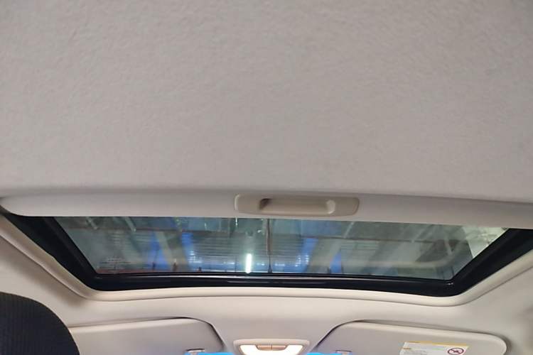 Used Chevrolet Sail 2013 Sedan 1.4L Manual Elegance Edition Headliner