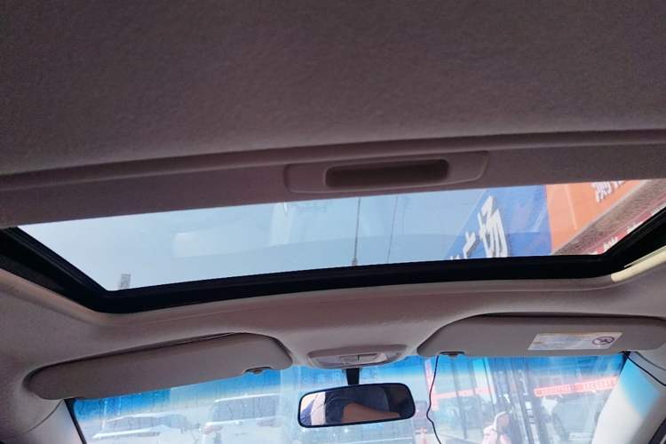 Used Chevrolet Sail 2013 Sedan 1.4L Manual Happiness Edition II Headliner