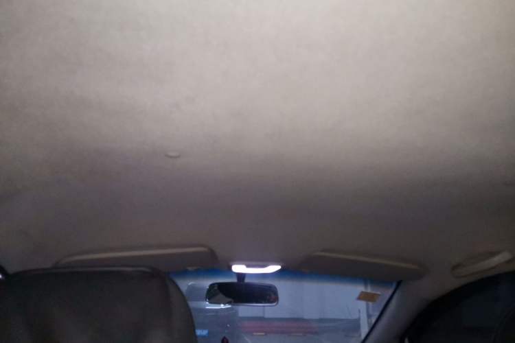 Used Chevrolet Sail 2013 Sedan 1.2L Manual Fashionable Happiness Edition Headliner