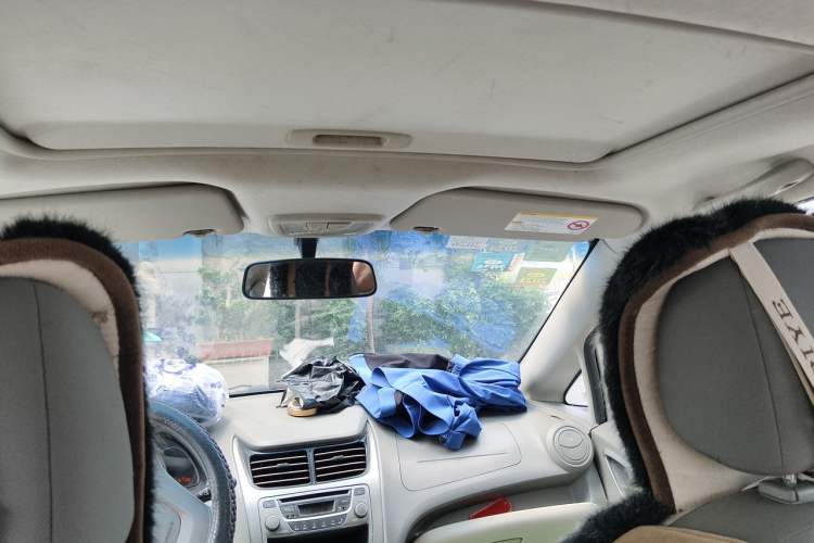 Used Chevrolet Sail 2013 Sedan 1.4L Manual Elegance Edition Headliner