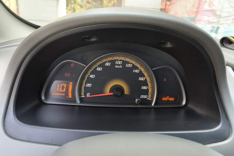 Used Chevrolet Sail 2013 Hatchback 1.4L Manual Enjoyment Edition Instrument Cluster