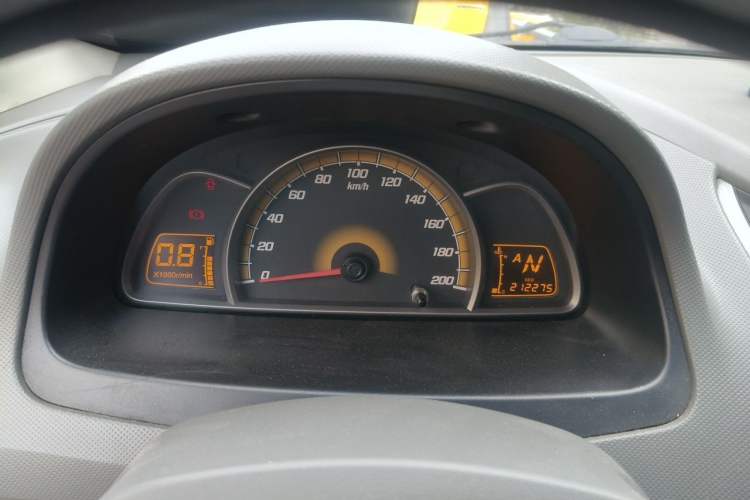 Used Chevrolet Sail 2013 Sedan 1.4L AMT Enjoy Edition Instrument Cluster