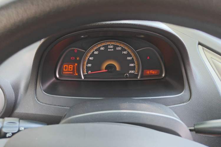 Used Chevrolet Sail 2013 Sedan 1.4L Manual - Youyi Happiness Edition Instrument Cluster