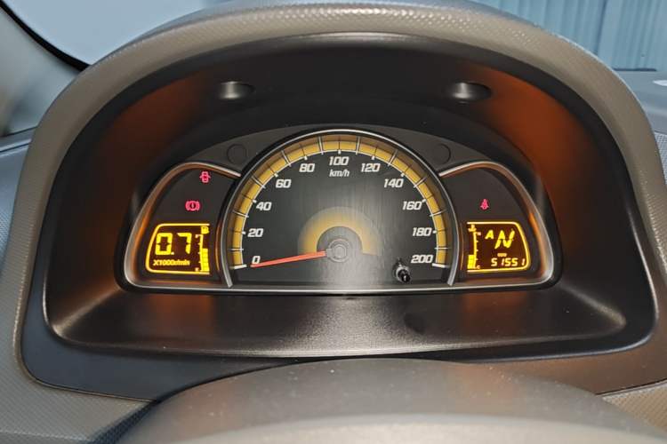 Used Chevrolet Sail 2013 Sedan 1.4L AMT Enjoy Edition Instrument Cluster