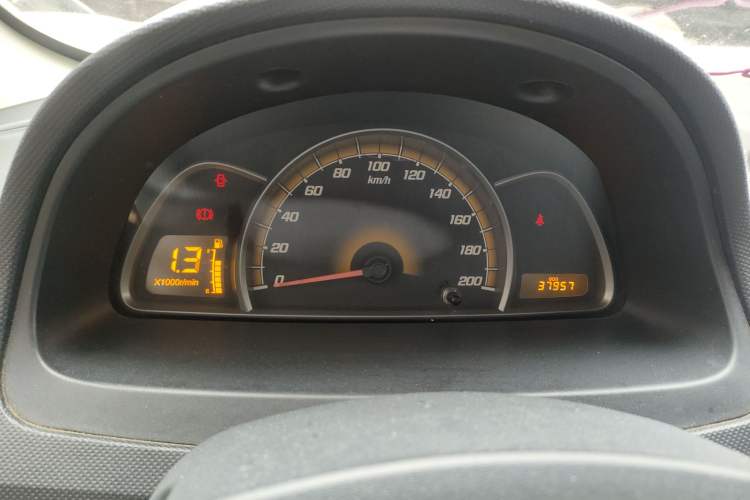 Used Chevrolet Sail 2013 Sedan 1.2L Manual Fashionable Happiness Edition Instrument Cluster