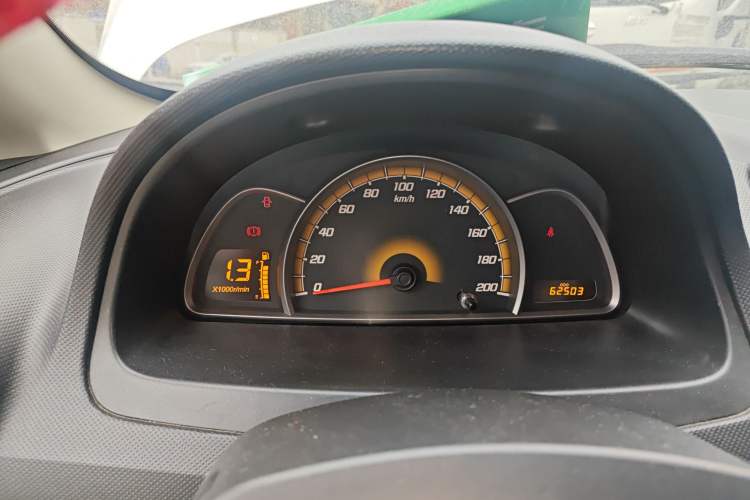 Used Chevrolet Sail 2013 Sedan 1.4L Manual - Youyi Happiness Edition Instrument Cluster
