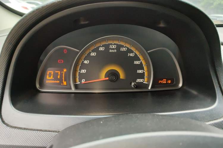 Used Chevrolet Sail 2013 Sedan 1.4L Manual Ideal Happiness Edition Instrument Cluster