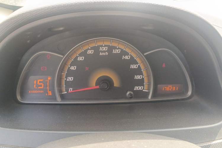 Used Chevrolet Sail 2013 Sedan 1.4L Manual - Youyi Happiness Edition Instrument Cluster