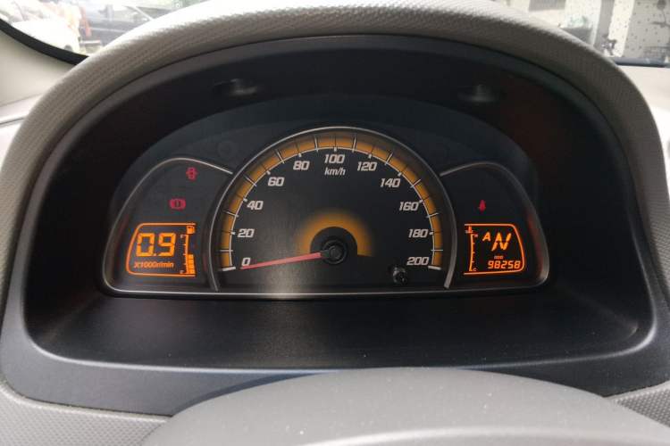 Used Chevrolet Sail 2013 Sedan 1.4L AMT Enjoy Edition Instrument Cluster