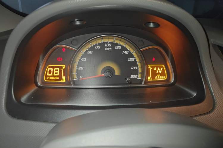 Used Chevrolet Sail 2013 Sedan 1.2L AMT Ideal Edition Instrument Cluster