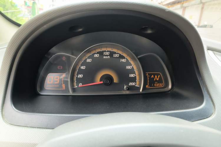 Used Chevrolet Sail 2013 Sedan 1.2L AMT Ideal Edition Instrument Cluster