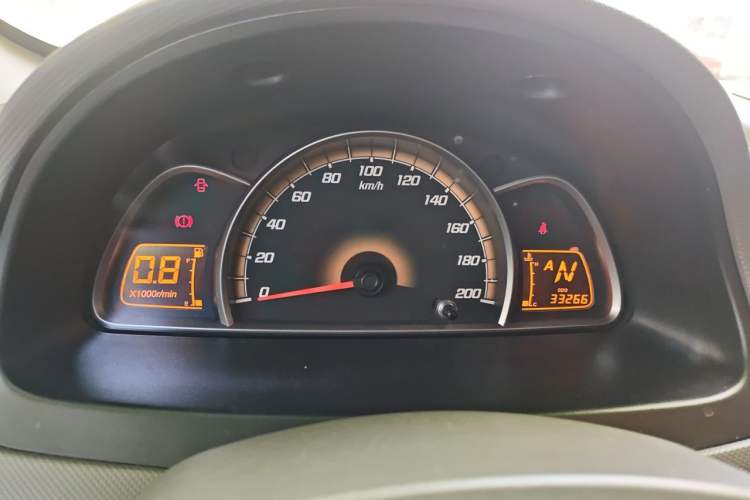 Used Chevrolet Sail 2013 Sedan 1.4L AMT Enjoy Edition Instrument Cluster