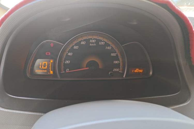 Used Chevrolet Sail 2013 Sedan 1.4L Manual Happiness Edition II Instrument Cluster
