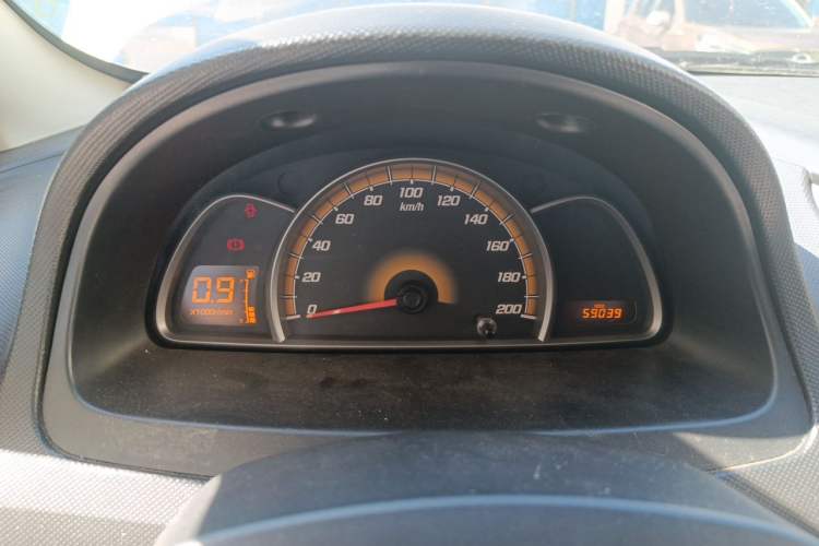 Used Chevrolet Sail 2013 Sedan 1.2L Manual Fashionable Happiness Edition Instrument Cluster