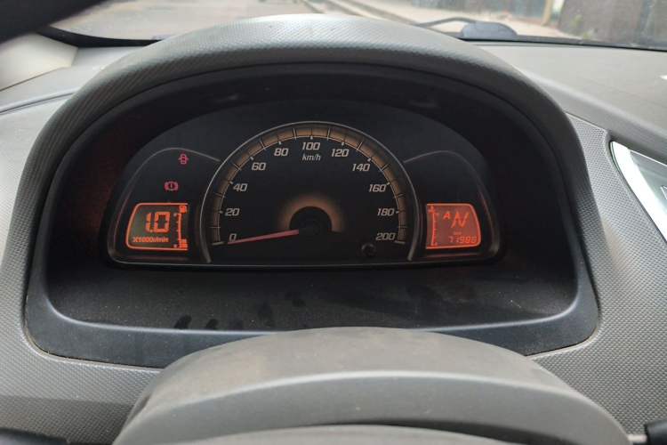 Used Chevrolet Sail 2013 Hatchback 1.2L AMT Ideal Edition Instrument Cluster