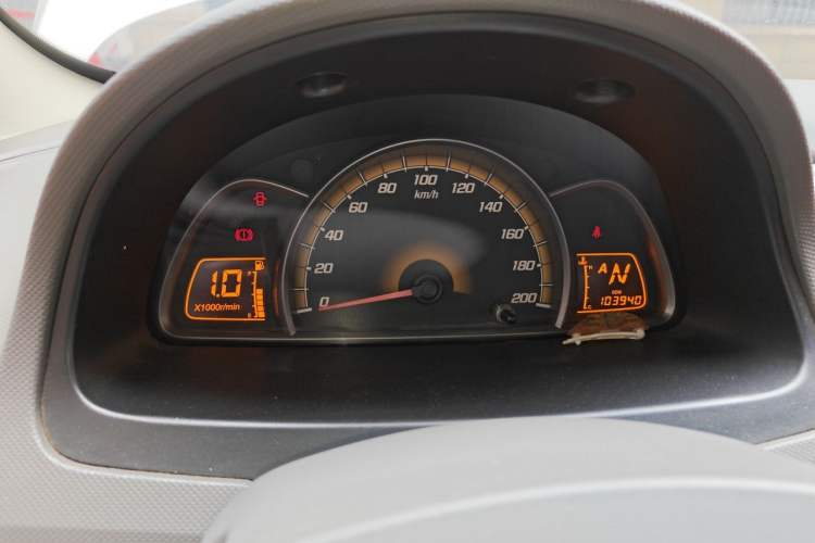 Used Chevrolet Sail 2013 Sedan 1.4L AMT Enjoy Edition Instrument Cluster