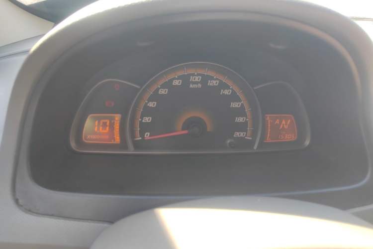 Used Chevrolet Sail 2013 Sedan 1.2L AMT Ideal Edition Instrument Cluster