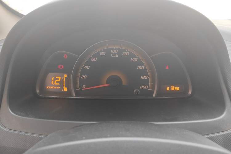 Used Chevrolet Sail 2013 Sedan 1.4L Manual Ideal Happiness Edition Instrument Cluster