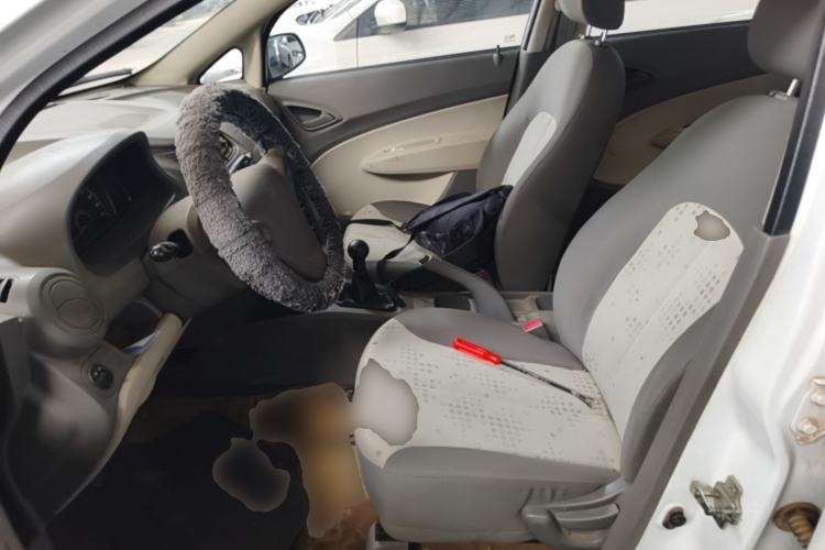 Used Chevrolet Sail 2013 Sedan 1.2L Manual Fashion Edition Left Front Seat