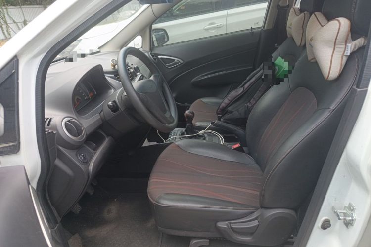 Used Chevrolet Sail 2013 Sedan 1.2L Manual Fashionable Happiness Edition Left Front Seat