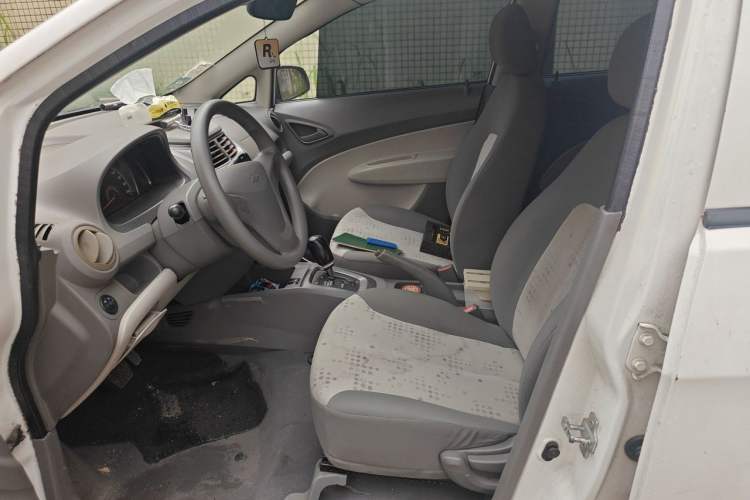 Used Chevrolet Sail 2013 Sedan 1.2L AMT Ideal Edition Left Front Seat