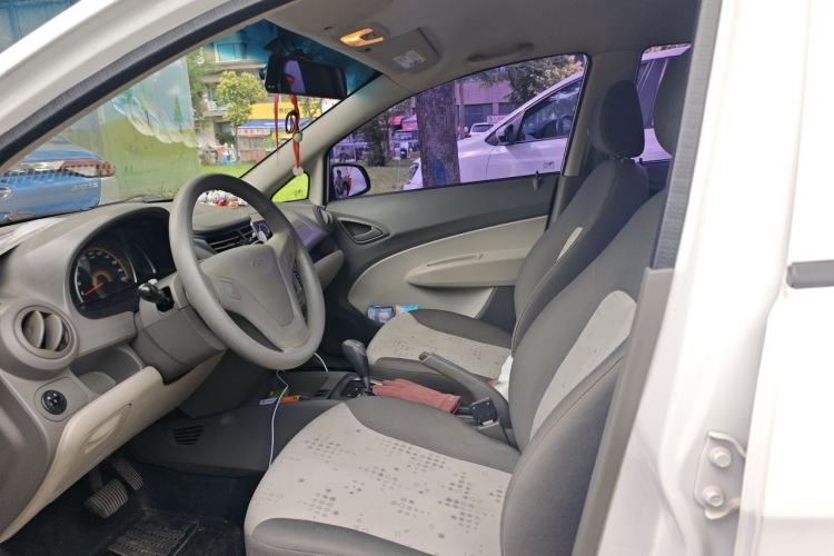 Used Chevrolet Sail 2013 Sedan 1.2L AMT Ideal Edition Left Front Seat