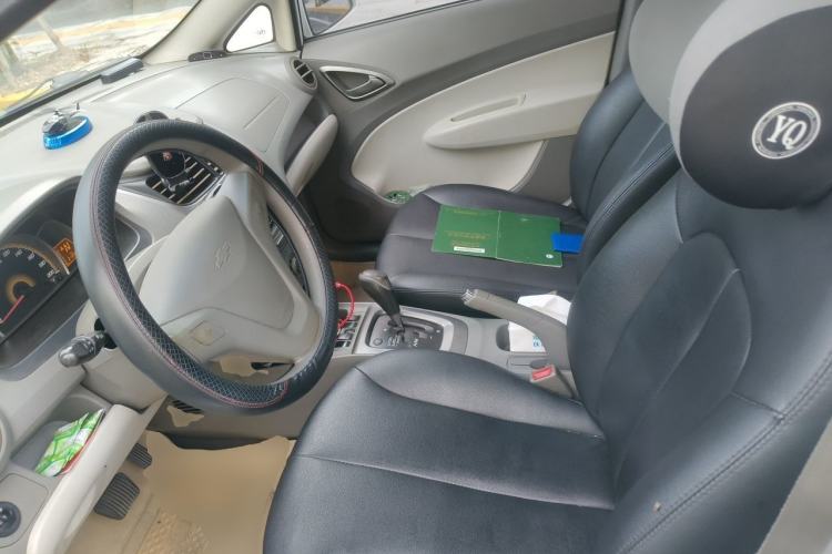 Used Chevrolet Sail 2013 Sedan 1.4L AMT Enjoy Edition Left Front Seat