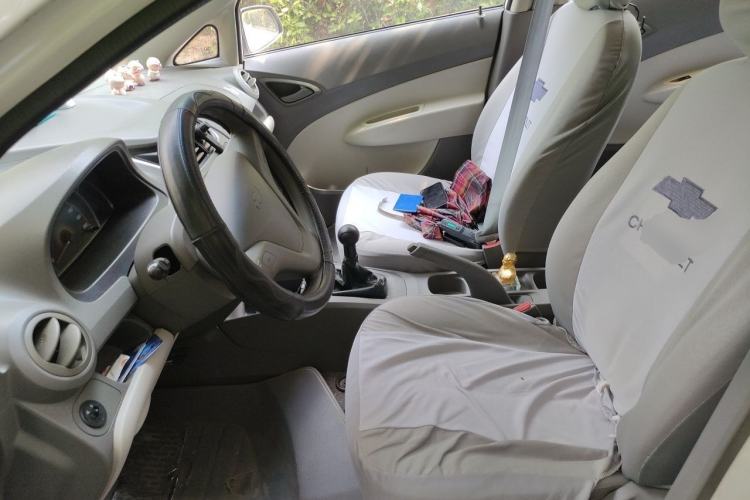 Used Chevrolet Sail 2013 Sedan 1.2L Manual Fashionable Happiness Edition Left Front Seat