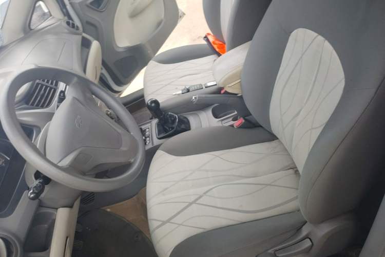 Used Chevrolet Sail 2013 Sedan 1.4L Manual Happiness Edition II Left Front Seat