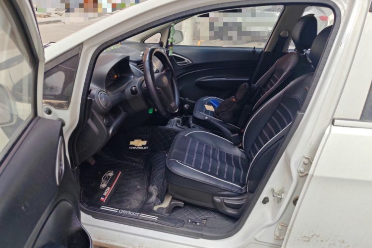 Used Chevrolet Sail 2013 Sedan 1.4L Manual - Youyi Happiness Edition Left Front Seat