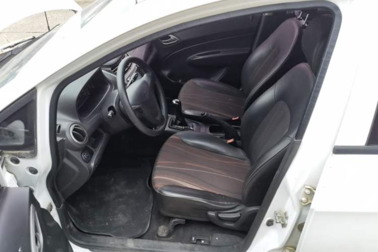 Used Chevrolet Sail 2013 Sedan 1.4L Manual Ideal Happiness Edition Left Front Seat