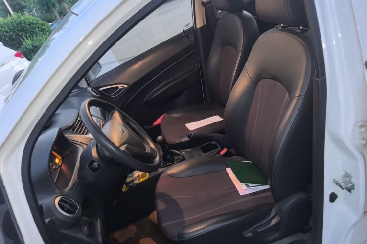 Used Chevrolet Sail 2013 Sedan 1.2L Manual Fashionable Happiness Edition Left Front Seat