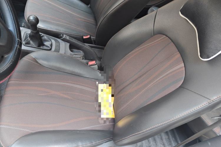 Used Chevrolet Sail 2013 Sedan 1.2L Manual Fashion Edition Left Front Seat