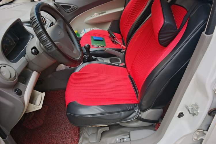Used Chevrolet Sail 2013 Sedan 1.2L Manual Fashionable Happiness Edition Left Front Seat