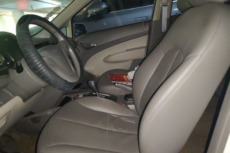 Used Chevrolet Sail 2013 Sedan 1.4L AMT Enjoy Edition Left Front Seat