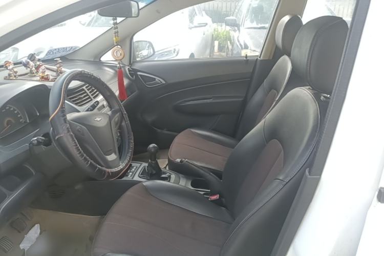 Used Chevrolet Sail 2013 Sedan 1.4L Manual Ideal Happiness Edition Left Front Seat