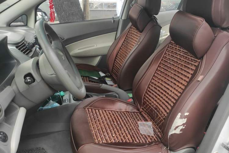 Used Chevrolet Sail 2013 Sedan 1.2L Manual Fashion Edition Left Front Seat