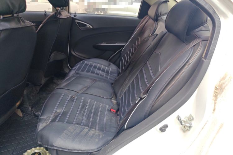 Used Chevrolet Sail 2013 Sedan 1.4L Manual - Youyi Happiness Edition Left Rear Seat