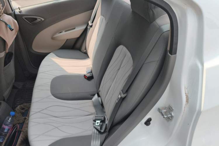 Used Chevrolet Sail 2013 Sedan 1.4L AMT Enjoy Edition Left Rear Seat