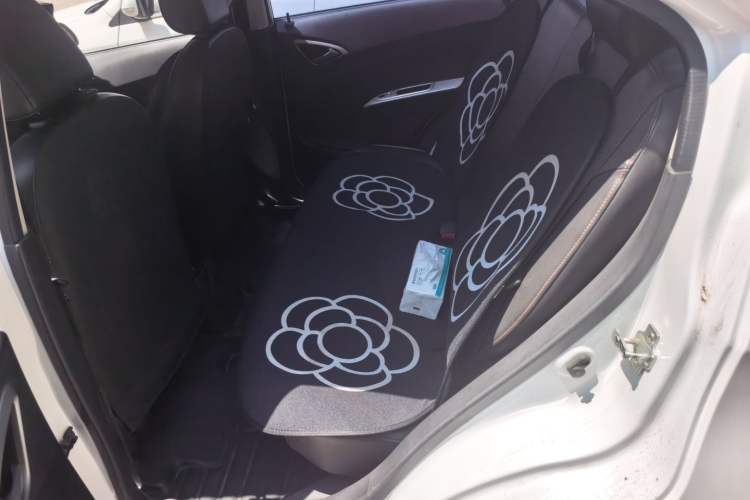 Used Chevrolet Sail 2013 Sedan 1.2L Manual Fashionable Happiness Edition Left Rear Seat