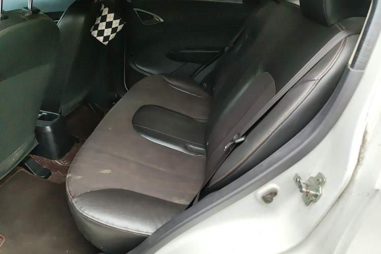 Used Chevrolet Sail 2013 Sedan 1.4L Manual Ideal Happiness Edition Left Rear Seat