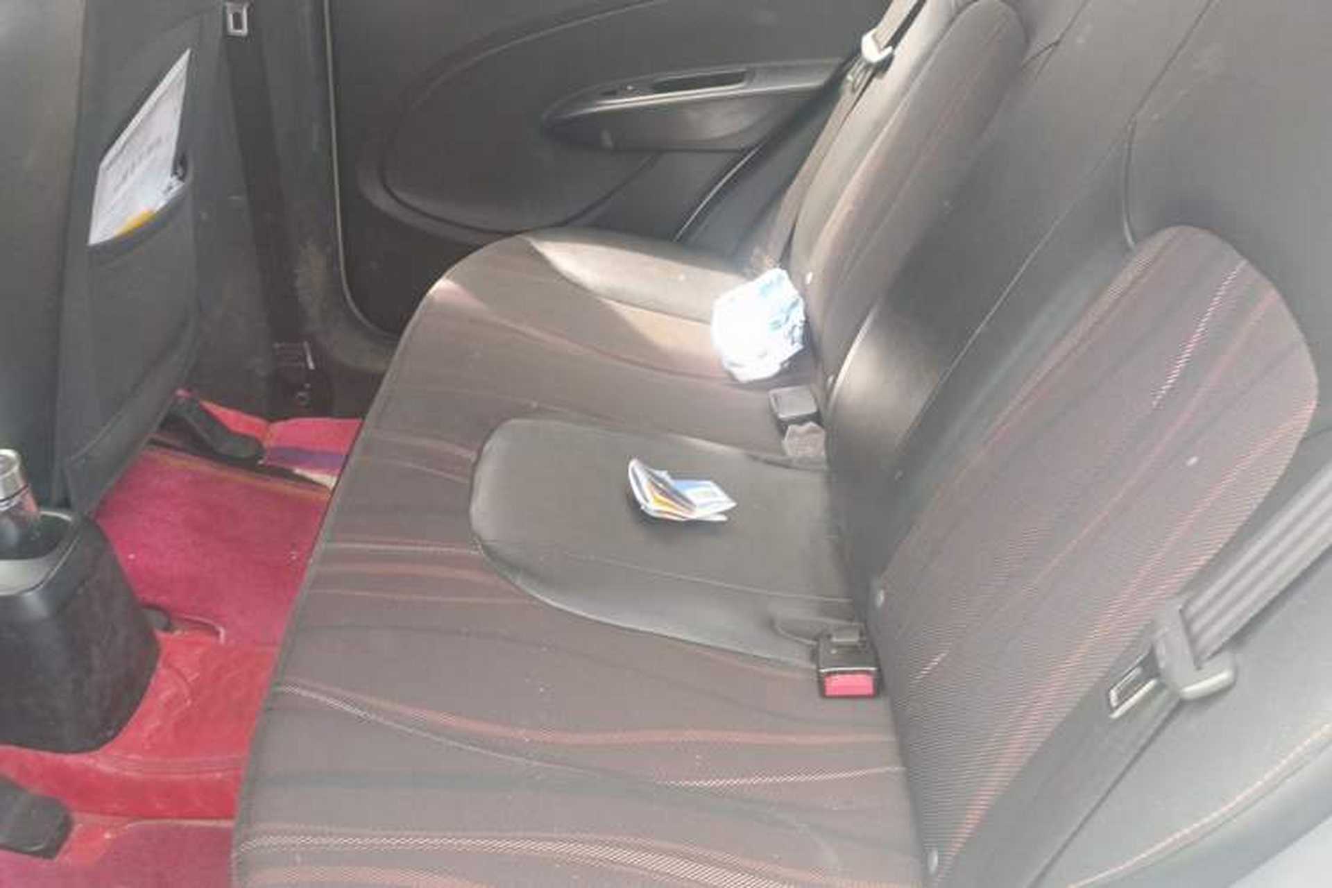 Used Chevrolet Sail 2013 Sedan 1.4L Manual - Youyi Happiness Edition Left Rear Seat