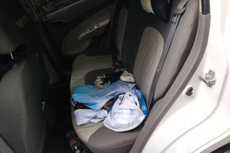 Used Chevrolet Sail 2013 Sedan 1.4L AMT Enjoy Edition Left Rear Seat