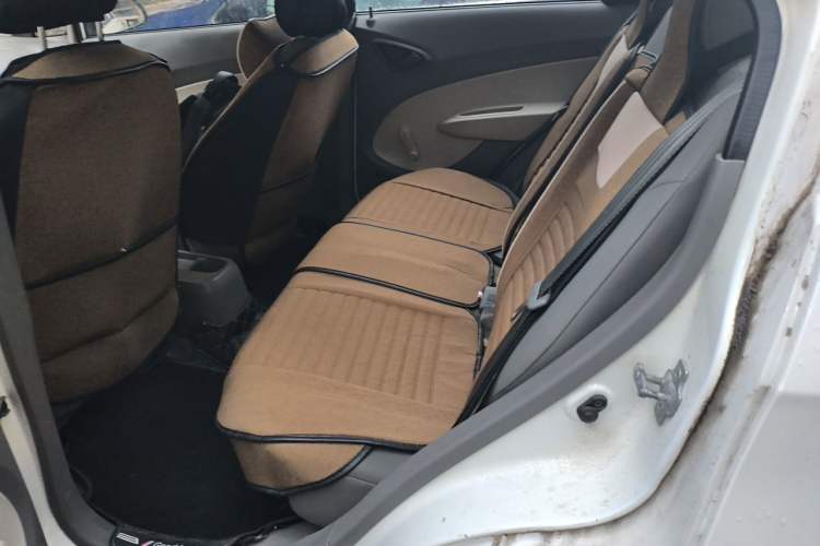 Used Chevrolet Sail 2013 Sedan 1.2L Manual Warm Edition Left Rear Seat