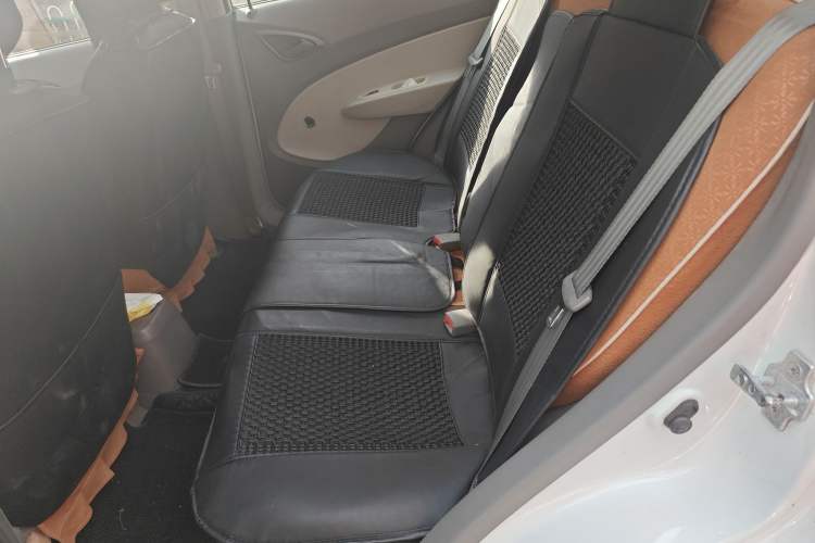 Used Chevrolet Sail 2013 Sedan 1.2L Manual Fashionable Happiness Edition Left Rear Seat