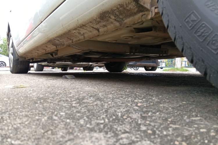 Used Chevrolet Sail 2013 Sedan 1.2L Manual Warm Edition Left Side Sill