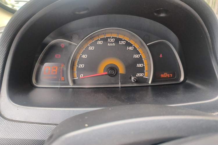 Used Chevrolet Sail 2013 Sedan 1.4L Manual - Youyi Happiness Edition Odometer Close Up