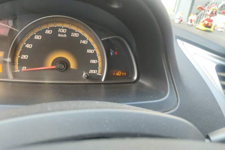 Used Chevrolet Sail 2013 Sedan 1.2L Manual Warm Edition Odometer Close Up