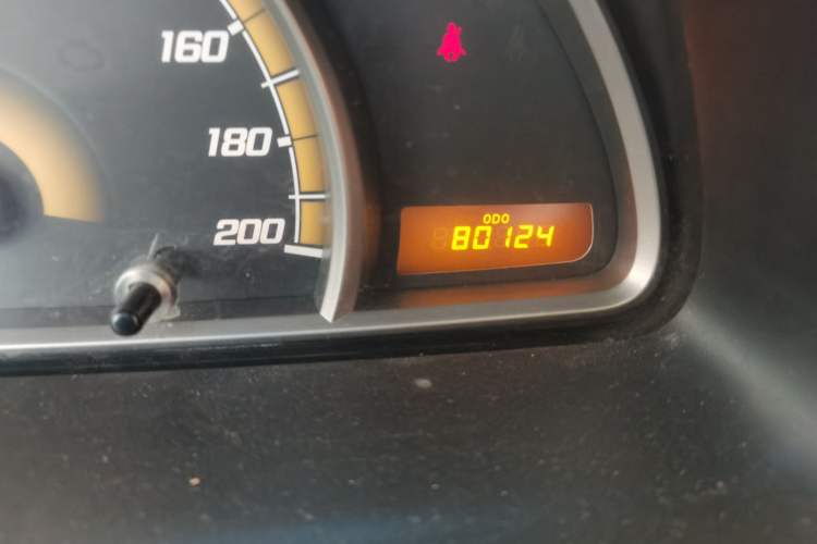 Used Chevrolet Sail 2013 Sedan 1.2L Manual Fashionable Happiness Edition Odometer Close Up